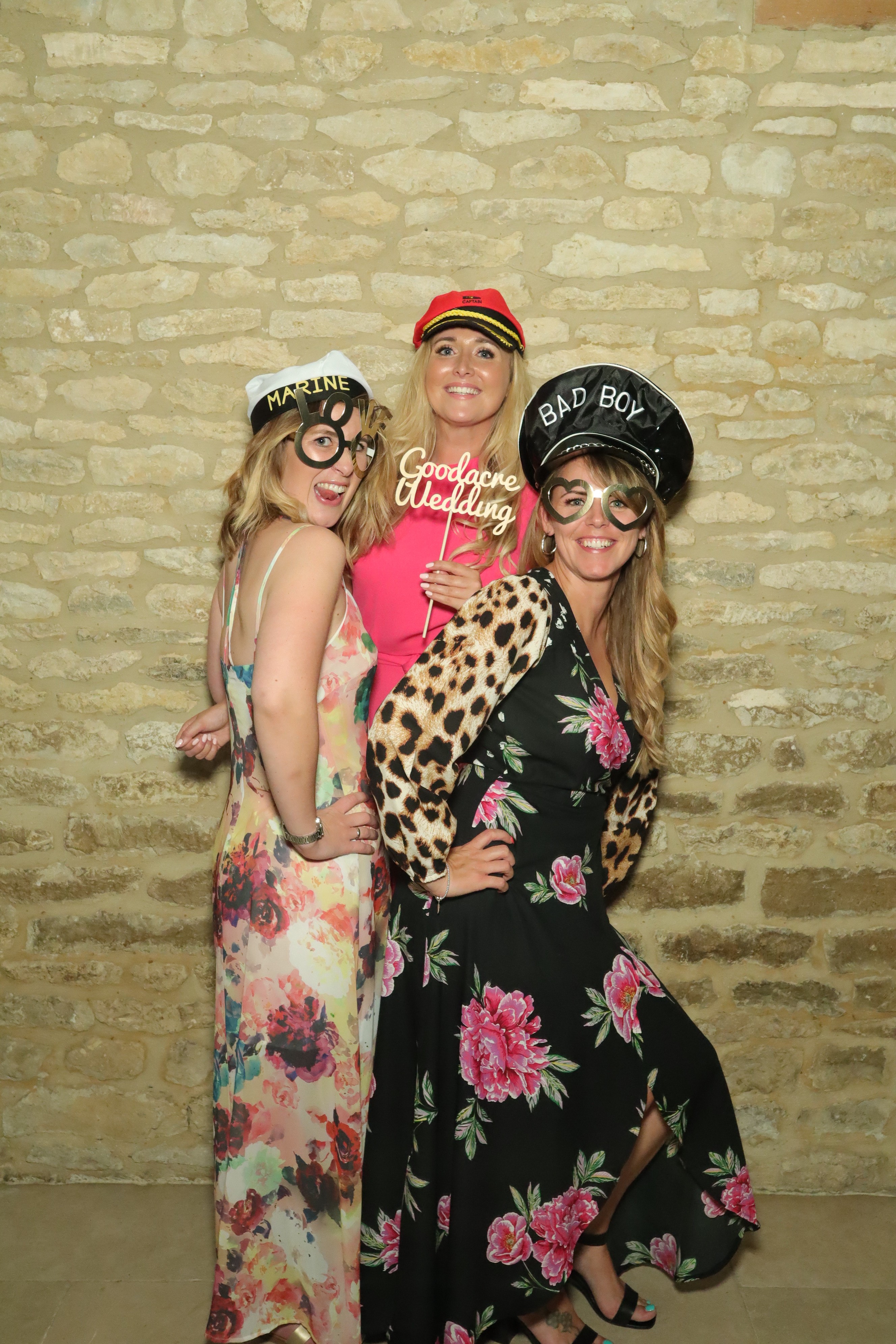 Natalie & Jack’s Wedding | View more photos from the event at gallery.myphotoboothexperience.co.uk/u/MyPhotoBoothExperienceLtd/Natalie-Jack’s-Wedding